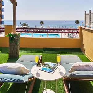 2-bed-apartment-with-sea-views.1costadelsol.com/